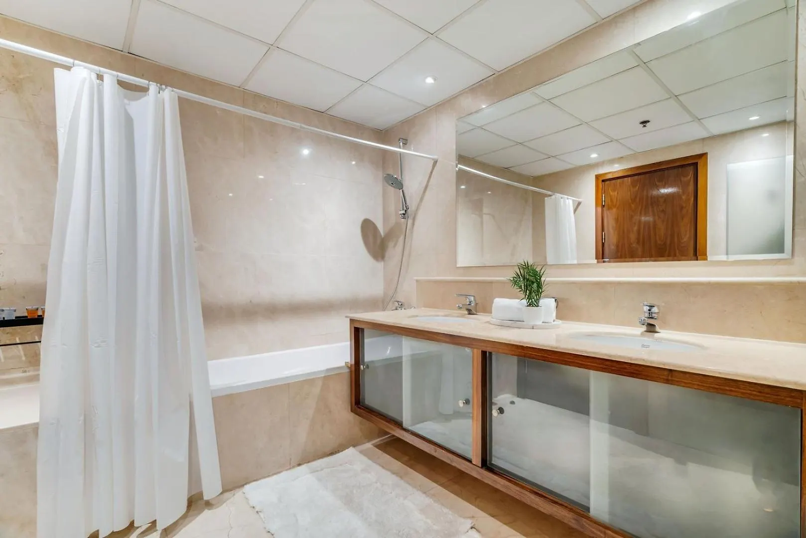 Guestready - Contemporary Living In Dubai Marina Apartment