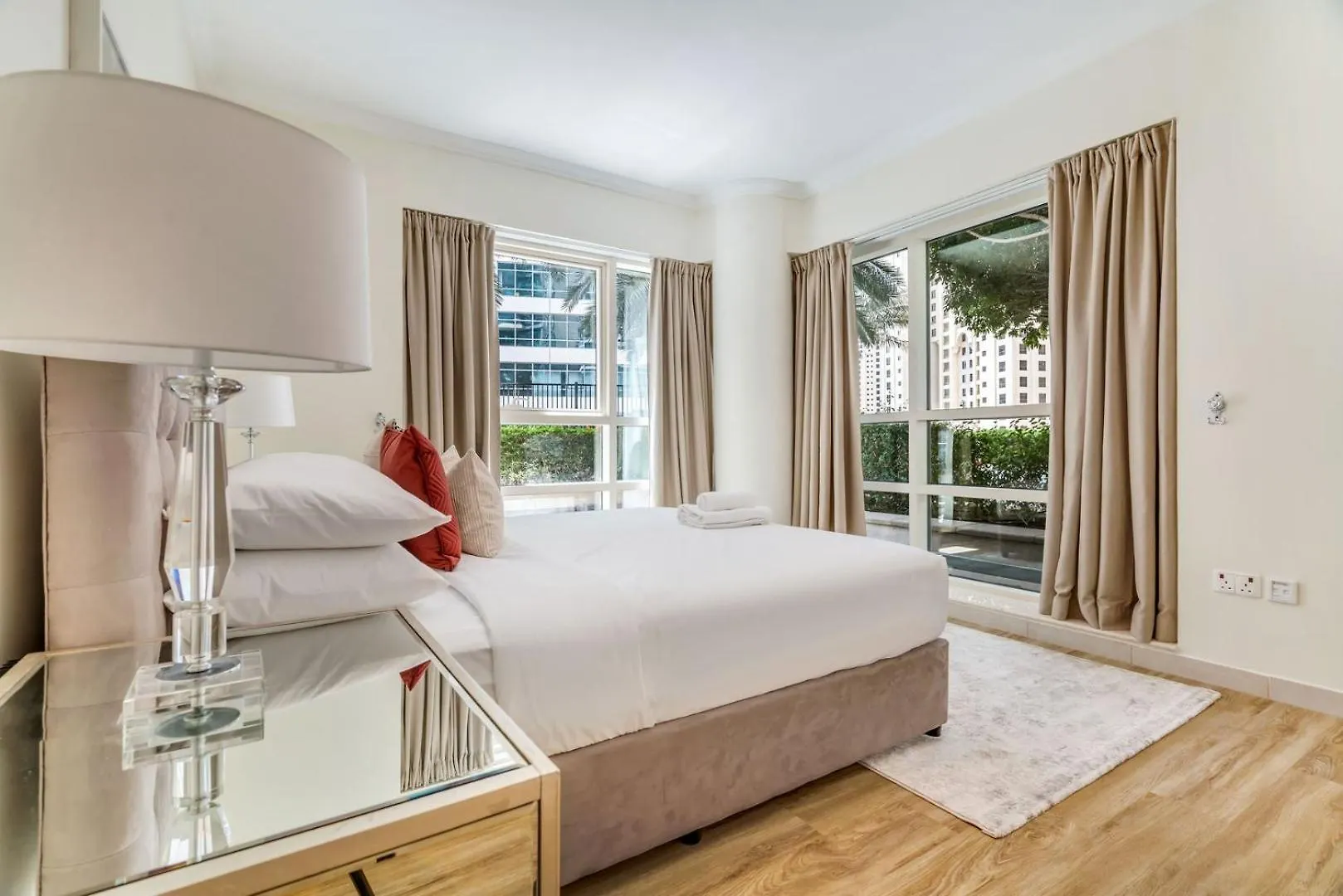 Guestready - Contemporary Living In Dubai Marina Apartment