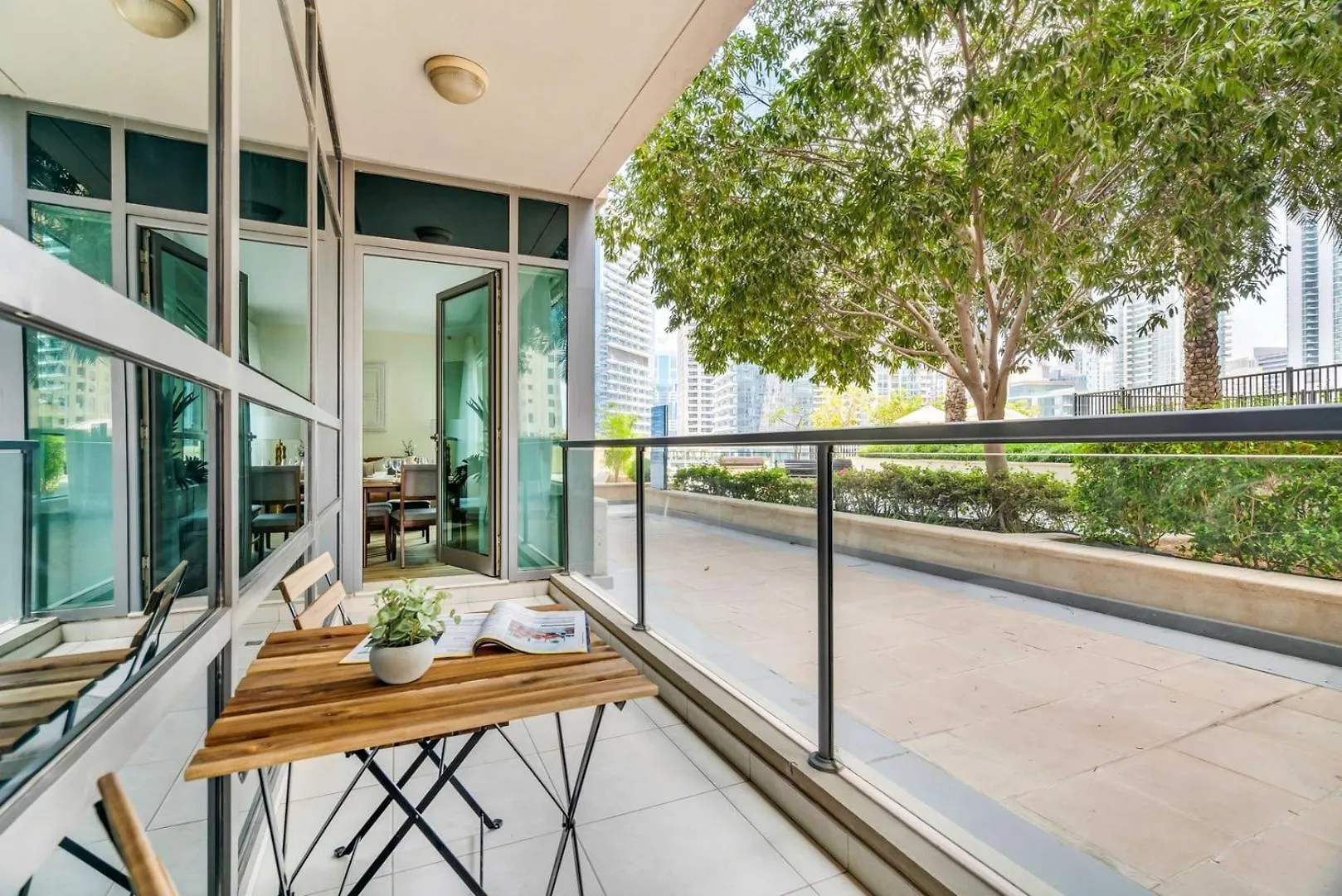 Guestready - Contemporary Living In Dubai Marina Apartment